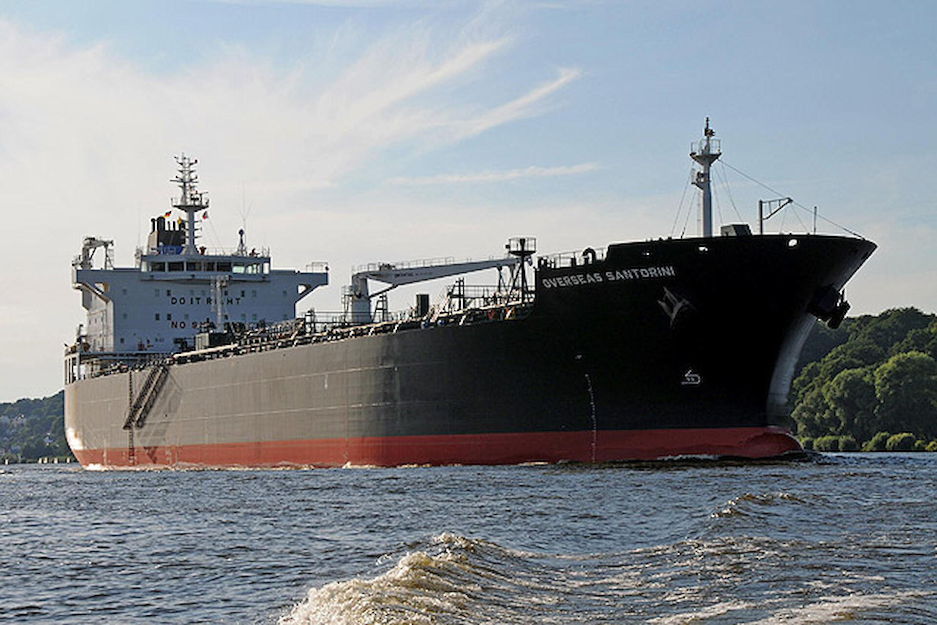 International Legal Experts Warn States: Transit of Military Fuel to Israel on Overseas Santorini and Suncoast Breaches International Law